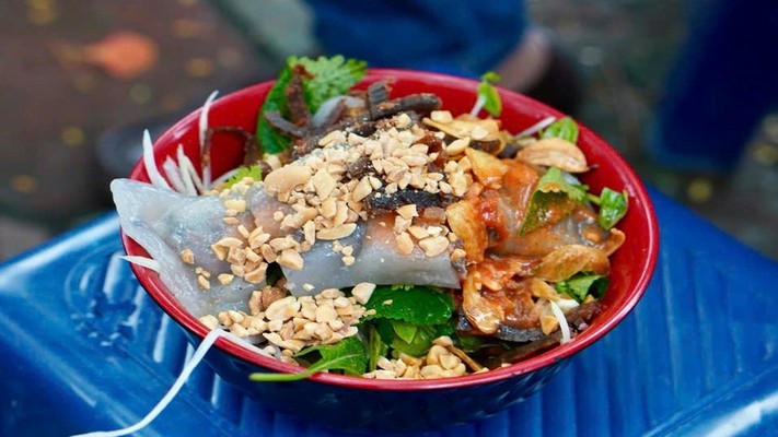 Huyền Nộm Bò Khô & Bánh Bột Lọc - Hoa Bằng