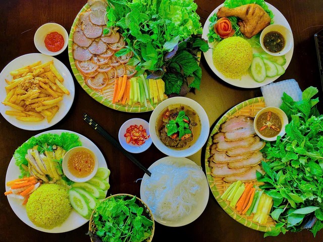 Bún Chả Madam Liên - 44C Vân Đồn
