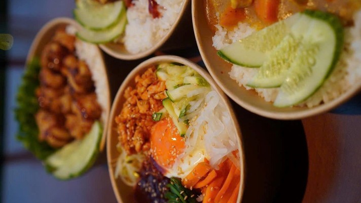 Kiệt Cơm Trộn - Kim Giang