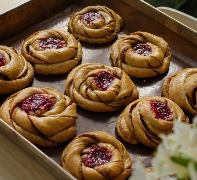 A Brunch Person - Bánh Mì Sourdough