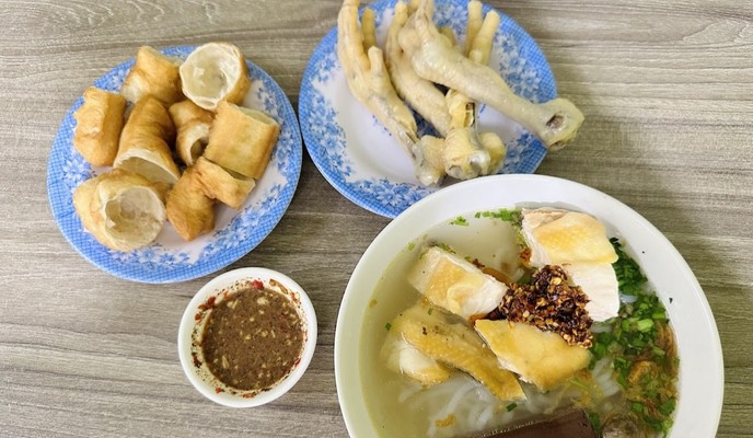 Bánh Canh Gà Cô Út - Võ Minh Đức