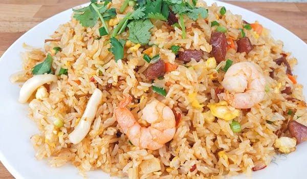 Mì Xào Giòn A Tiến - 120 Bãi Sậy