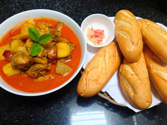 Cà Ri Gà Dốc Đà Lạt - Trần Bình Trọng