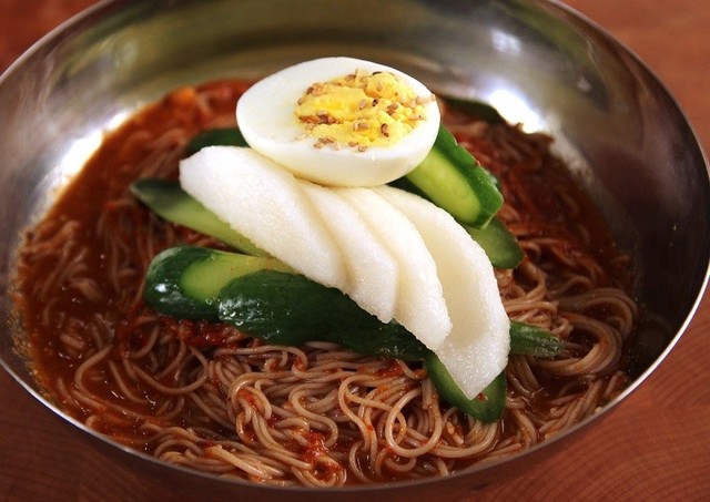 Tiệm Mì Trộn Múi, Cafe & Trà Các Loại - 09 Hồ Xuân Hương