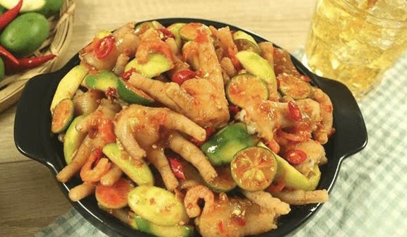 Ăn Vặt TIN TIN - Trần Hưng Đạo