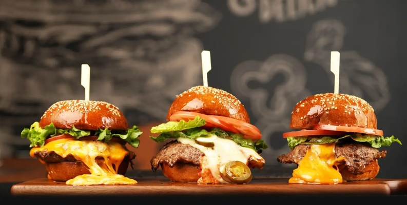 Tiệm Nhà Kem - Buger, Xôi & Trà Sữa - Ngõ Văn Hương