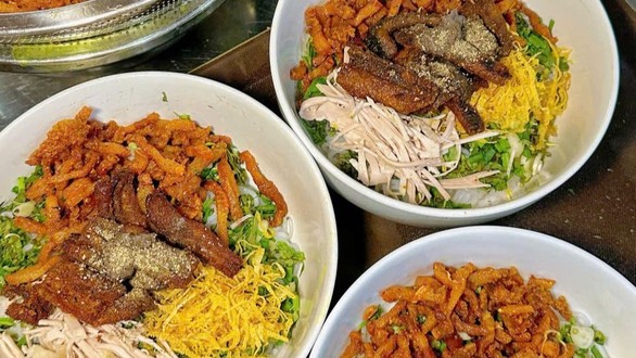 Bún Thang Lươn - 579 Hàn Thuyên