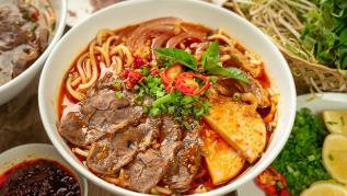 Bún Bò Huế 65 & Bánh Mì Cay Hải Phòng - Triều Khúc