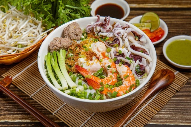 Hủ Tiếu Mực 168 - Nguyễn Xiển