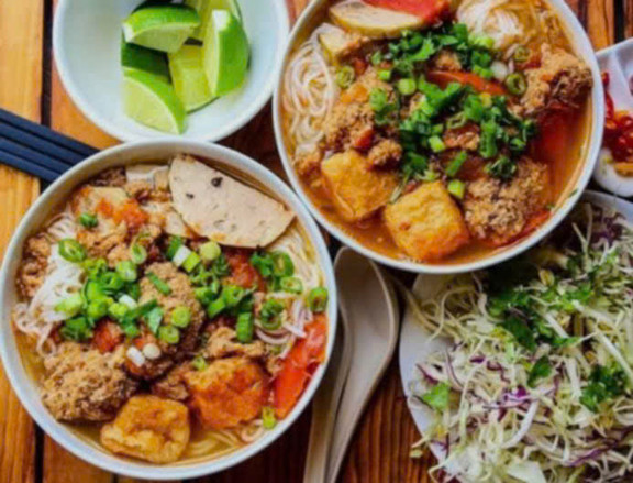 Quán Mỹ Mỹ - Gỏi Cuốn, Bún Riêu & Bánh Đa - Nguyễn Văn Tỏ