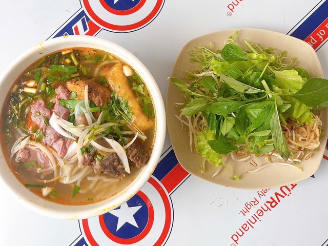 Quán Bún Bò O Khế - Nguyễn Ái Quốc
