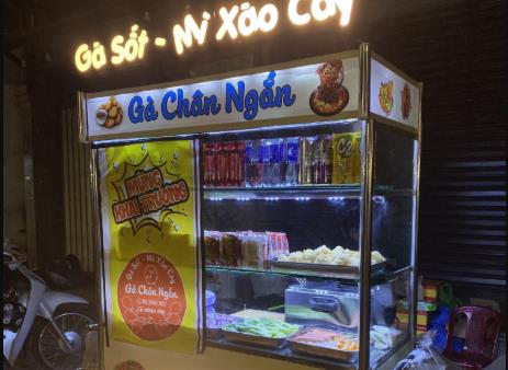 Gà Chân Ngắn - Gà Viên Sốt & Mì Xào Cay