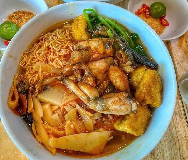 Lẩu Nhà Sam - Lẩu & Mì Sườn Bò - Lê Văn Thọ