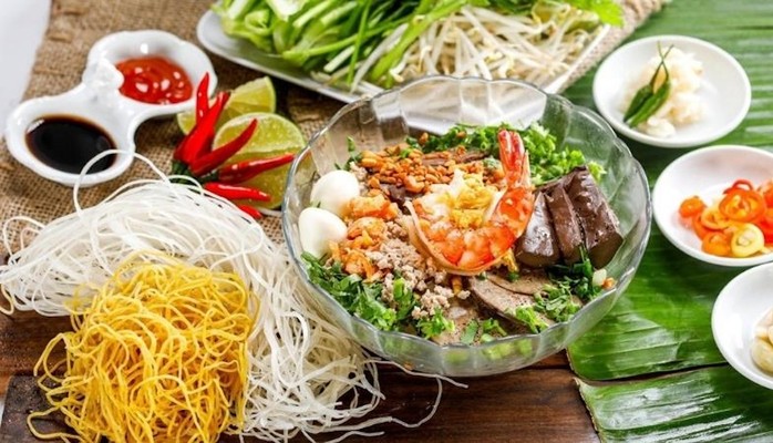 Tiệm Hủ Tiếu Nam Vang & Mì Thập Cẩm Sủi Cảo - Lê Lợi