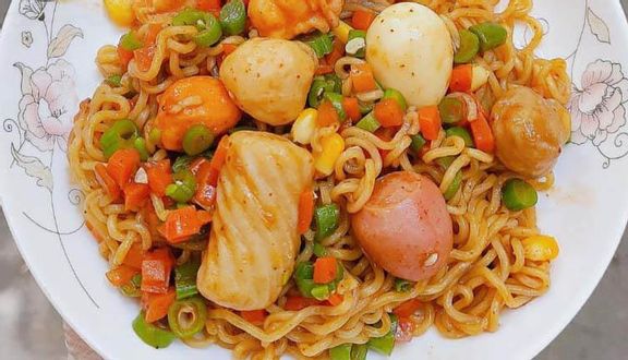 Mì Trộn Indomie & Ăn Vặt - Bình Phú