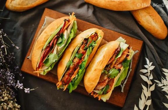 Bánh Mì Hà Nội - Thiên Phúc