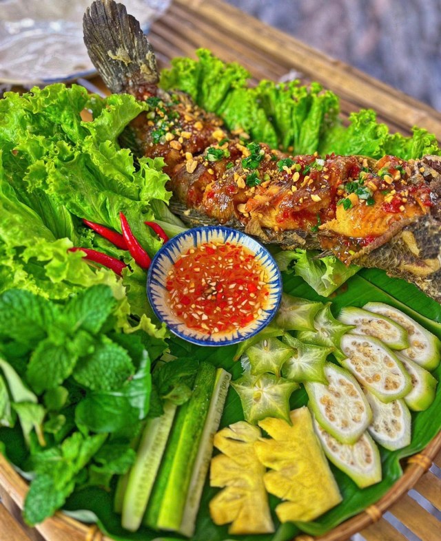 Cá Lóc Quay HOÀNG GIA - Thống Nhất