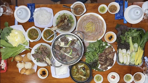 Ẩm Thực 59 - Phạm Xuân Hòa