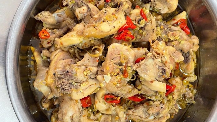 Cơm Nhà Trân - Bến Cá