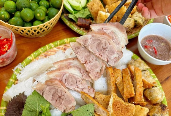 Trang Béo - Bún Đậu & Bún Chả - 18 Nguyễn Thị Thuận