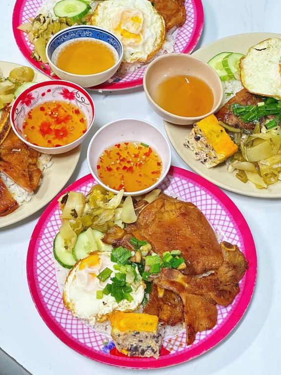 Quán Cơm 36 - Cơm Tấm Đêm