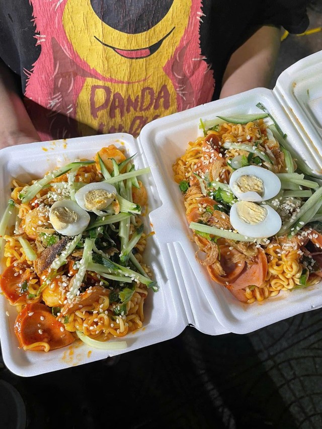 Ăn Vặt Tam Toà - 75 Phan Bội Châu