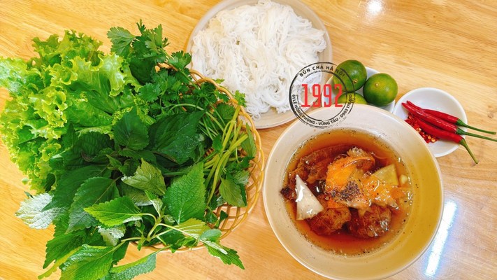 Bún Chả 1992 - Lê Hồng Phong