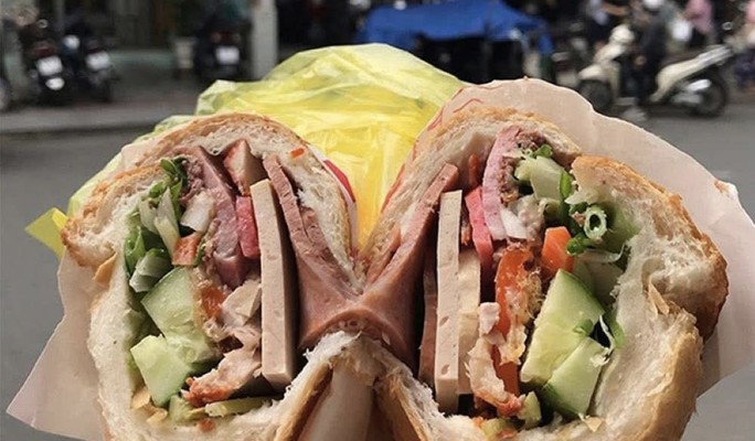Bánh Mì Sài Gòn - Anh Tú - 272 Hàng Kênh