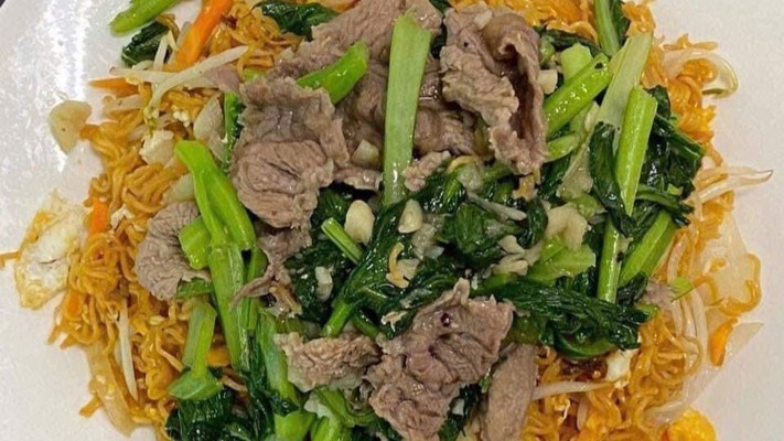 Nhím Xù Quán - Cháo, Mì Xào & Chân Gà Xả Tắc