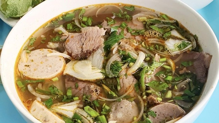 Bún Bò Cây Xoài