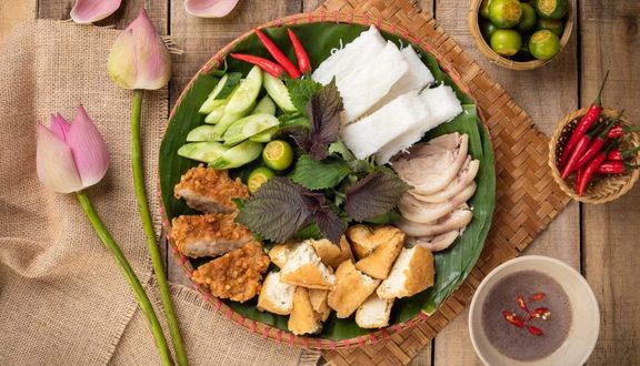 Bún Đậu & Nem Nướng Tráng Béo