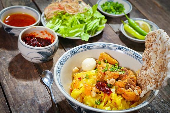 Mỳ Quảng Kiều - 93 Trần Cao Vân