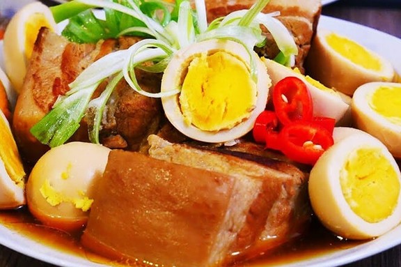 Cơm Văn Phòng CanTeen Sài Gòn - 300 Điện Biên Phủ