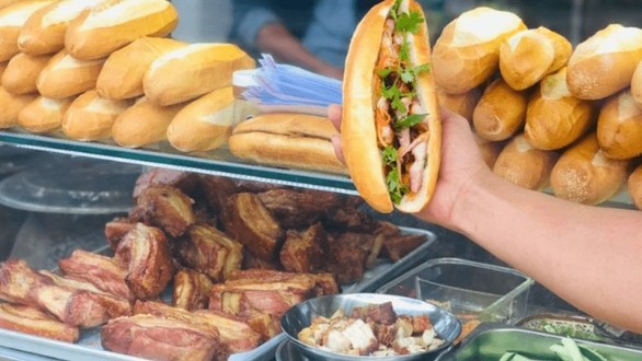 Bánh Mì Heo Nướng Lu An - 43 Dũng Sĩ Thanh Khê