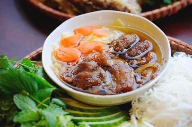 Bún Chả Ba Cô - Mạc Thái Tổ