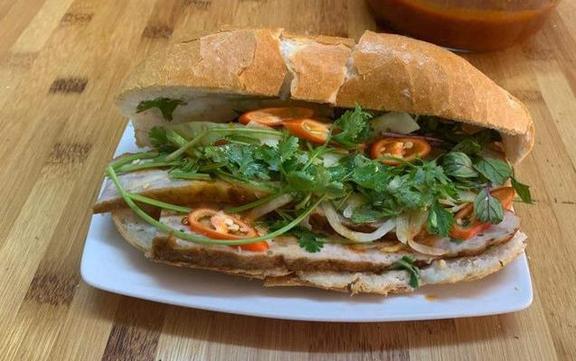 Dũng Hạnh - Bánh Mì Giò Chả - Nam Ngư