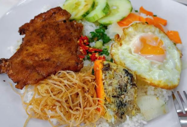 Cơm Tấm Sài Gòn Đô Thành - 15 Lê Quý Đôn