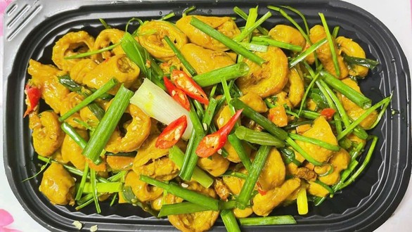 Bún Lòng Xào Nghệ Bà Thảo