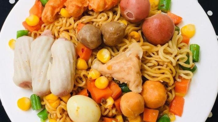 Mì Trộn Indomie – Nguyễn Ngọc Vũ