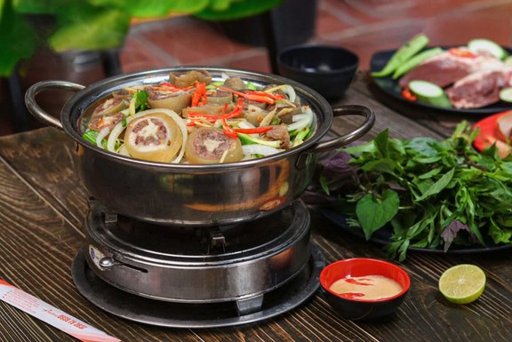 Lẩu Bò 65 - Đường D9