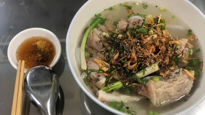 Bánh Canh Giò Heo 52