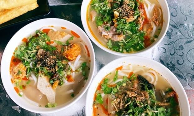 Bánh Canh Cá Nục Nhà Gấu - 426 Núi Thành