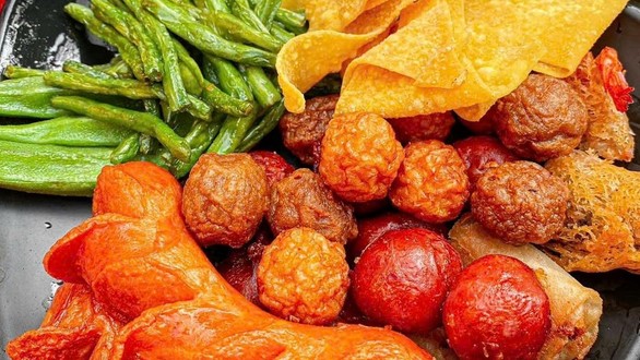 Cá Viên Chiên Như Ý - Mì Trộn Indomi - Thuận Giao