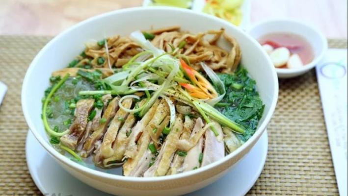 Gà Ta Phương Trang - Chuyên Gà Ta Đi Bộ