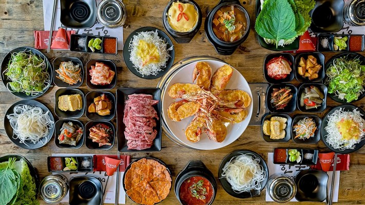 Korean BBQ Restaurant - Nhà hàng Hàn Quốc