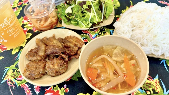 Bún Chả Lạng Sính (Lạng Sơn Since 1990) - Kinh Dương Vương