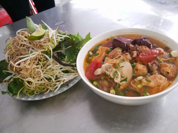 Bún Riêu, Bún Ốc & Canh Bún - Cô Yến