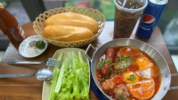 Hủ Tiếu & Bánh Mì Chảo Tô Tô - Vincom Hùng Vương