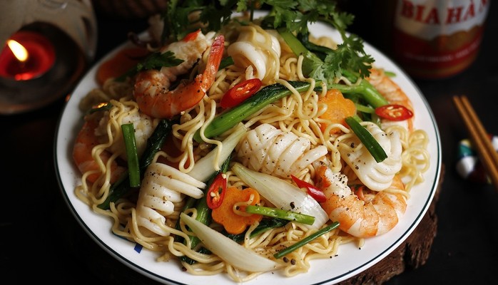 Há Cảo Bi Hưng Thịnh - Mì Xào Hải Sản & Nui Xào Bò