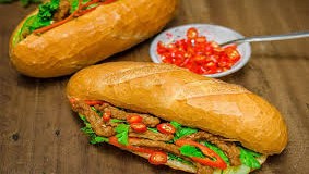 Tiệm Nhà Sâu - Bánh Mì Chả Cá Má Hải & Sữa Gấu